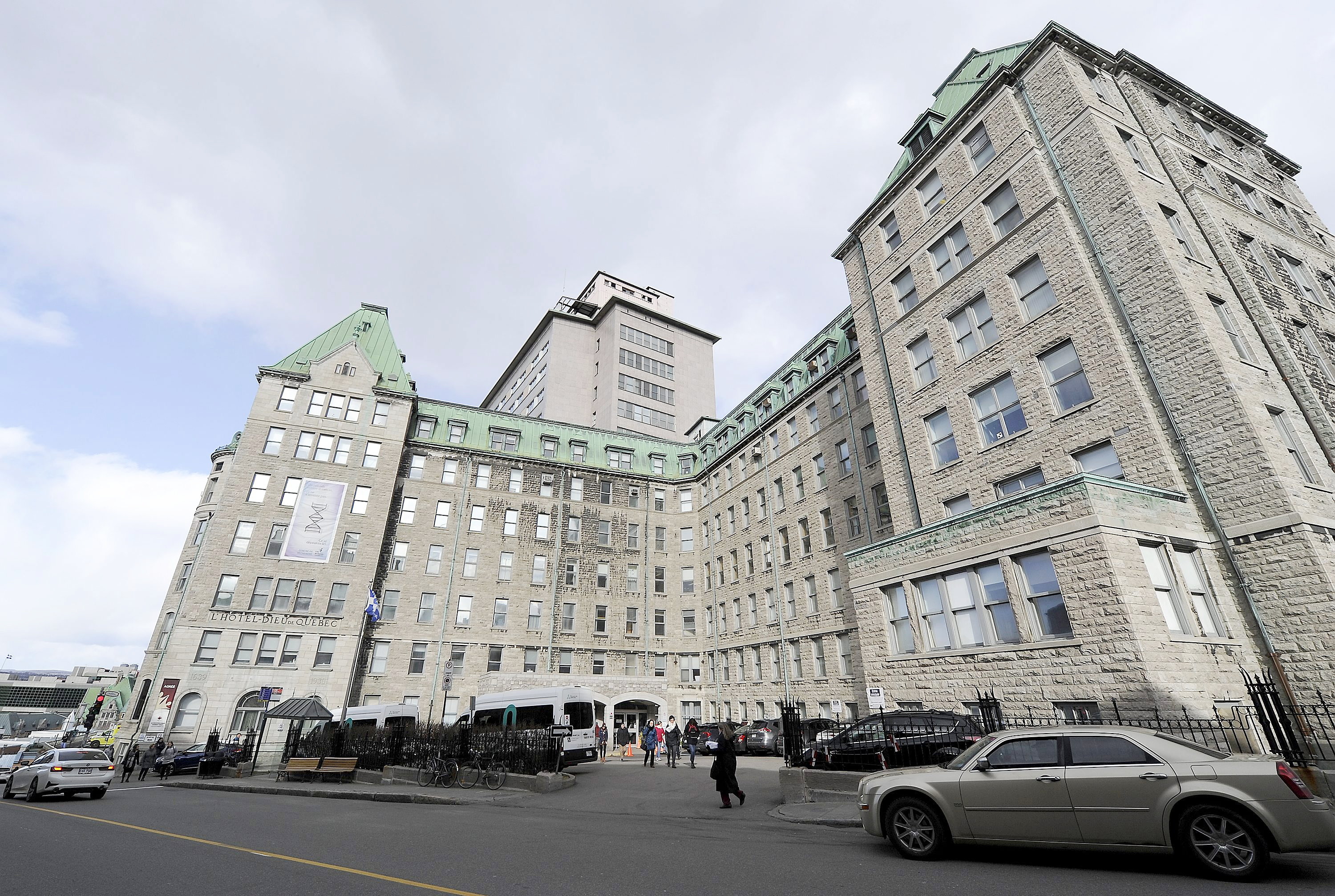 Hôtel-Dieu de Quebec Hôtel-Dieu de Quebec